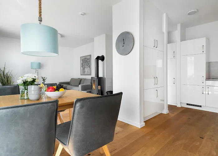 Ocean Air- 2 Og, Balkon, Kamin Olpenitz